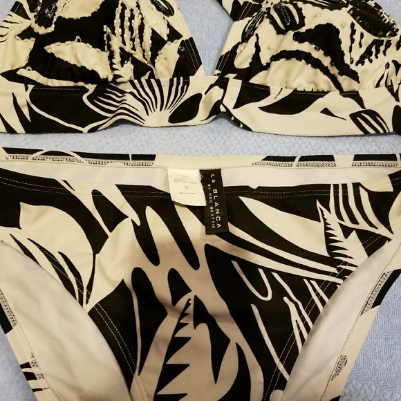 Swim Suit black and white used in good condition - Picture 3 of 5